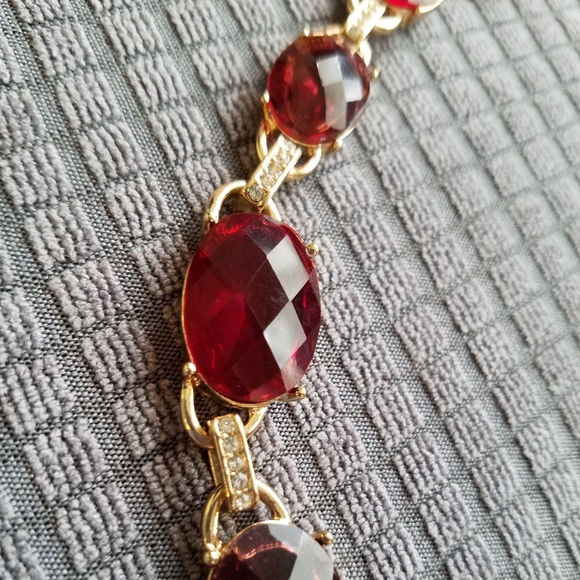 Anne Klein Costume Jewelry Necklace - Red and Gold - Picture 5 of 6
